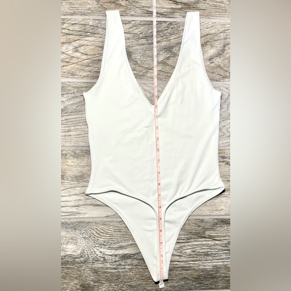 Babaton bodysuit - Picture 4 of 4